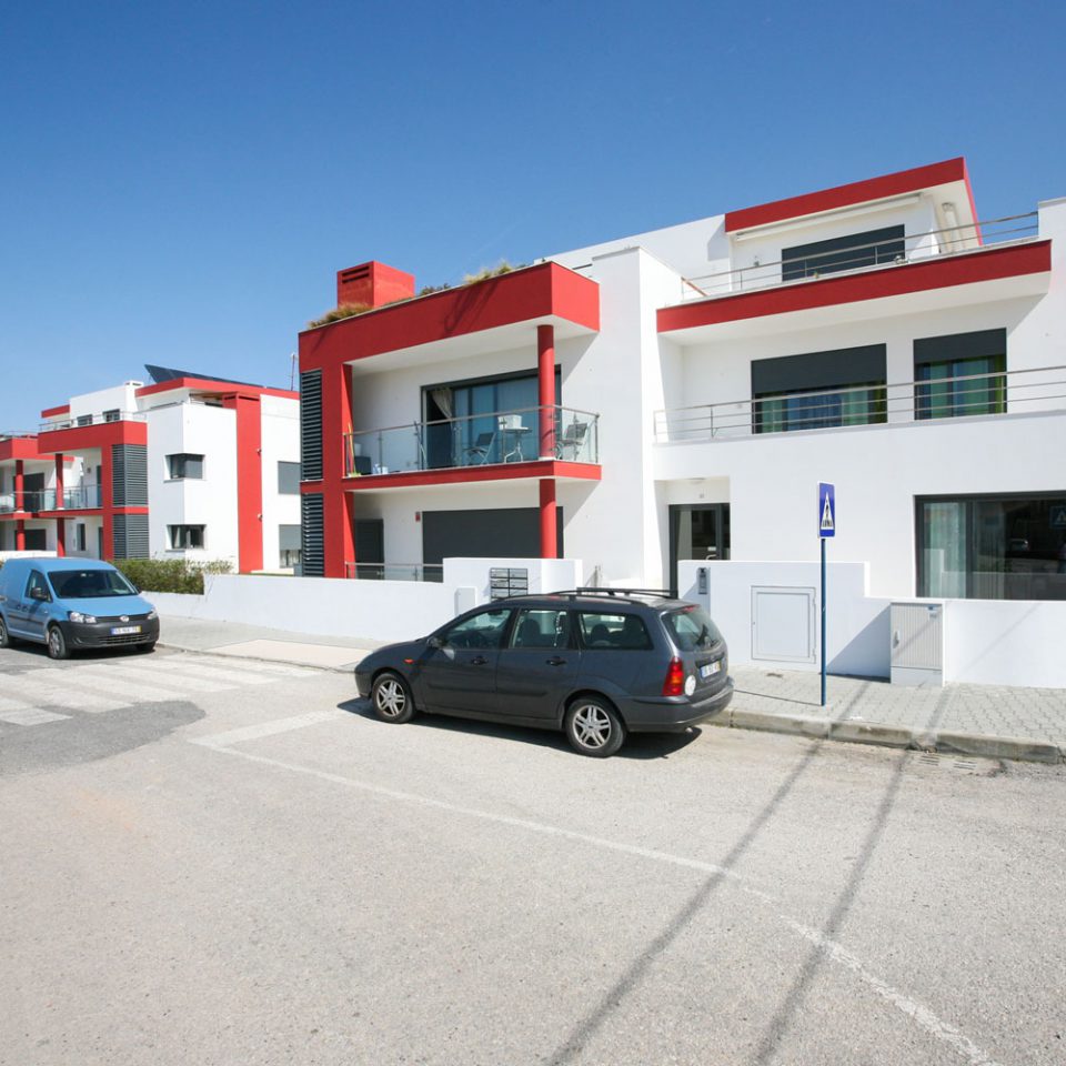 Holiday OnJ exterior